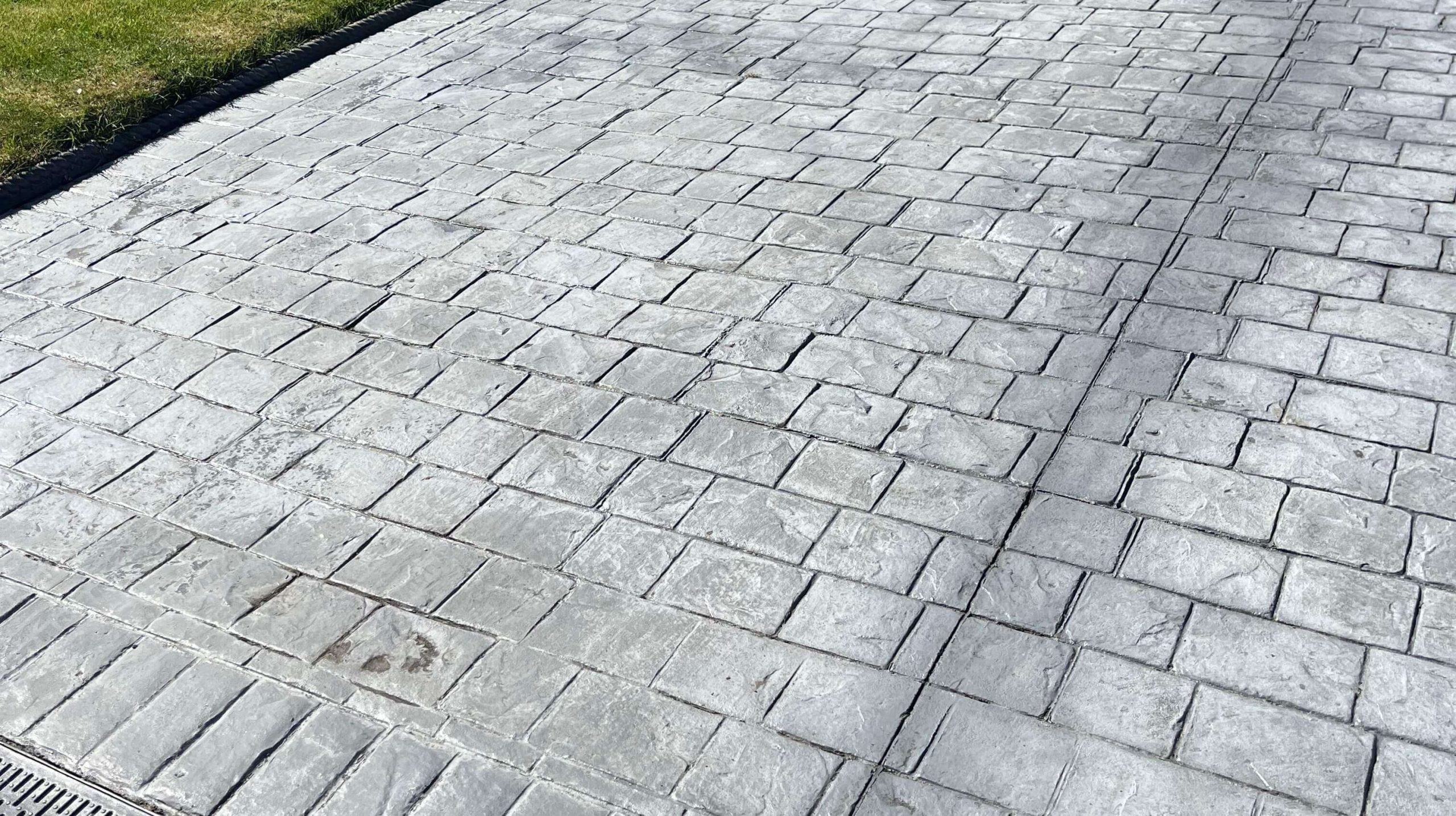 Pattern Imprinted Concrete Driveway InstallersHersham KT12